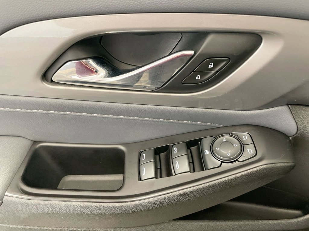 2020 Chevrolet Traverse Leather photo 23