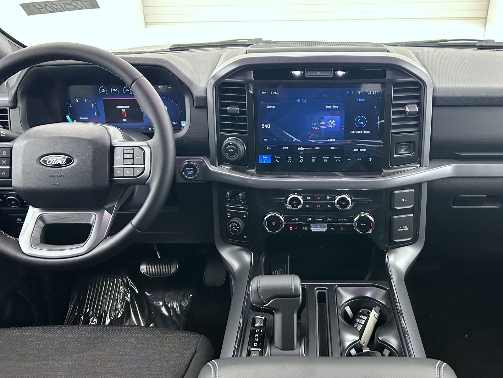 2025 Ford F-150 XLT photo 12