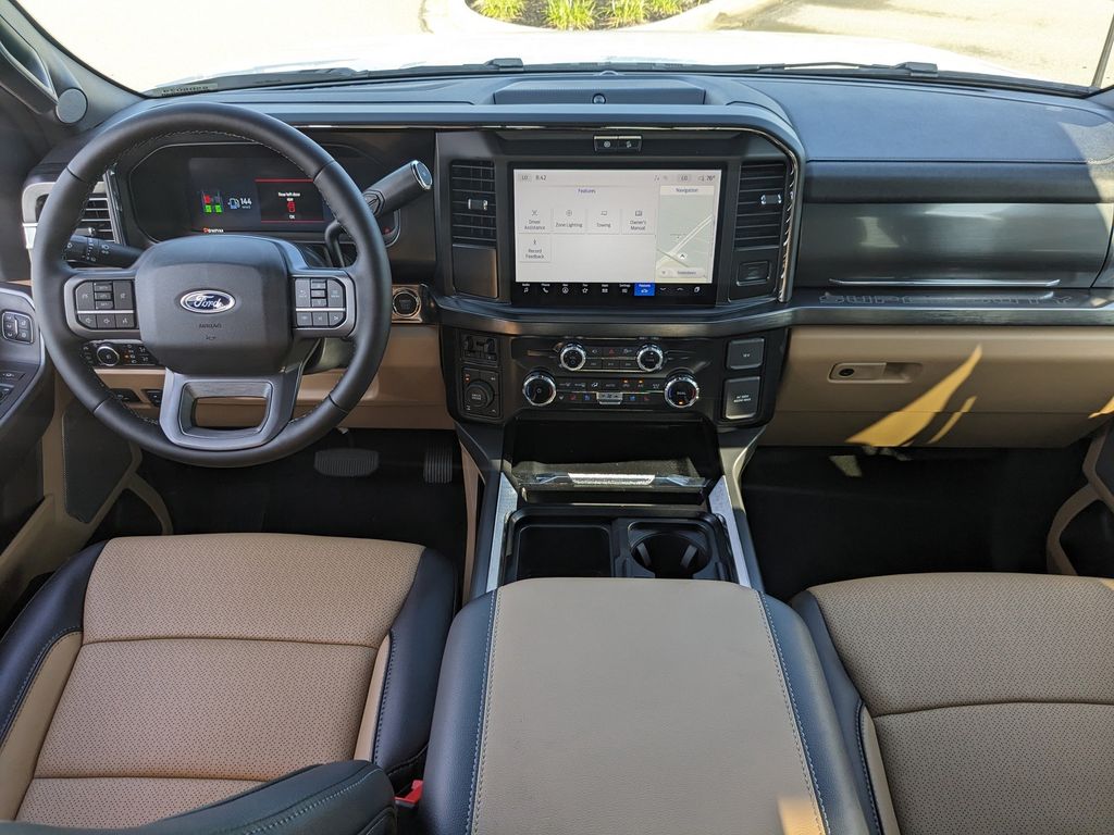 2025 Ford F-350 Lariat photo 15