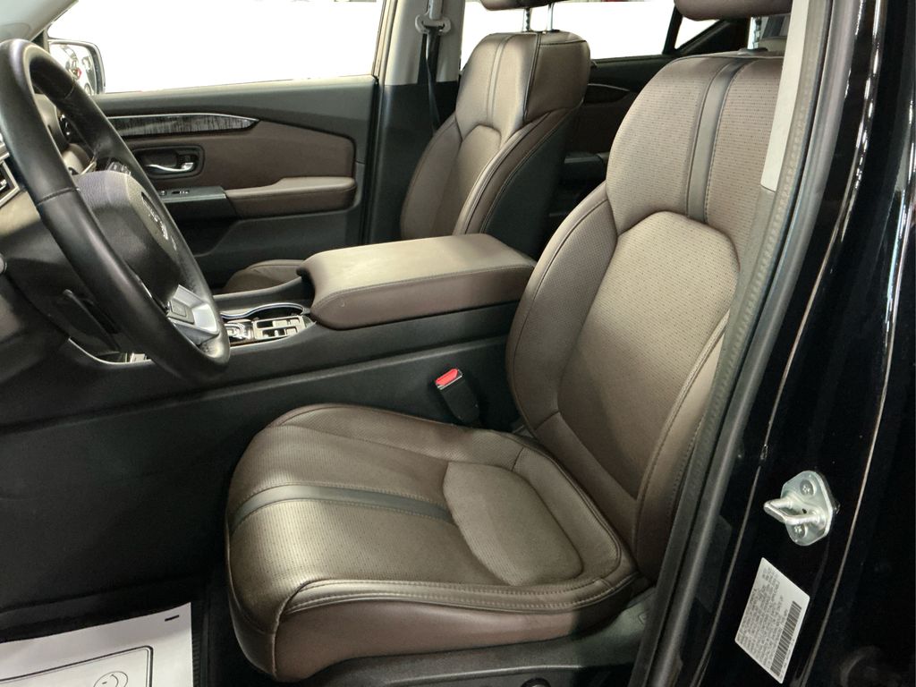 2023 Honda Pilot Elite photo 22