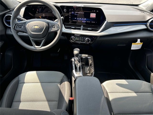 2026 Chevrolet Trax LT photo 13