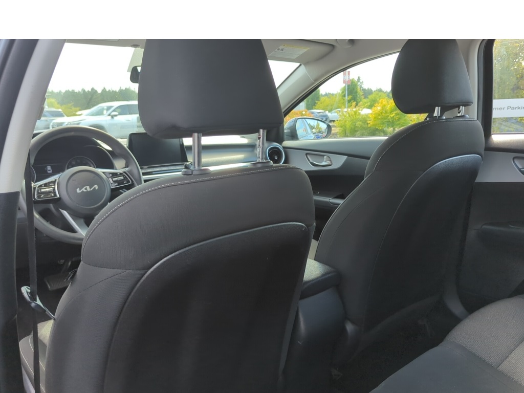 2022 Kia Forte LXS photo 15