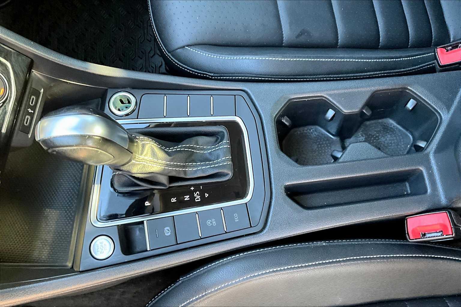 2021 Volkswagen Jetta SE photo 14