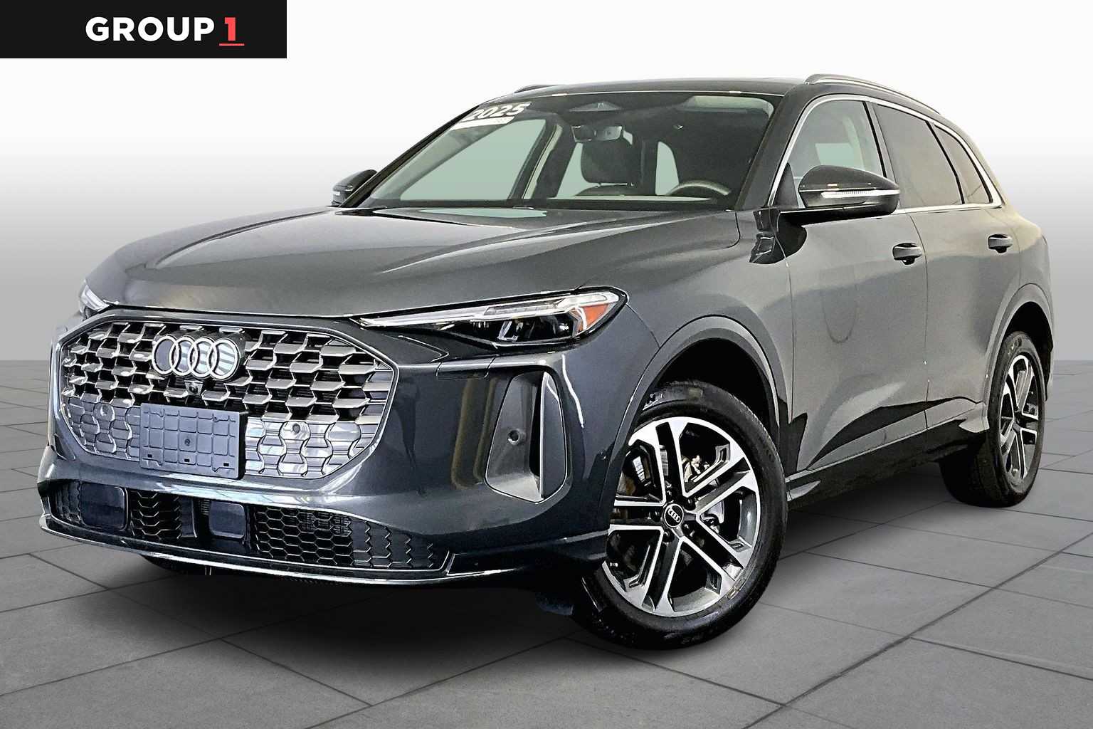 2025 Audi New Q5 Premium Plus's photo