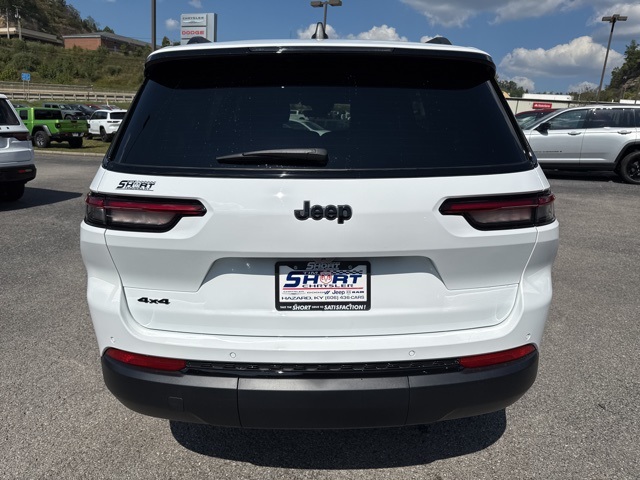 2025 Jeep Grand Cherokee Altitude X photo 4