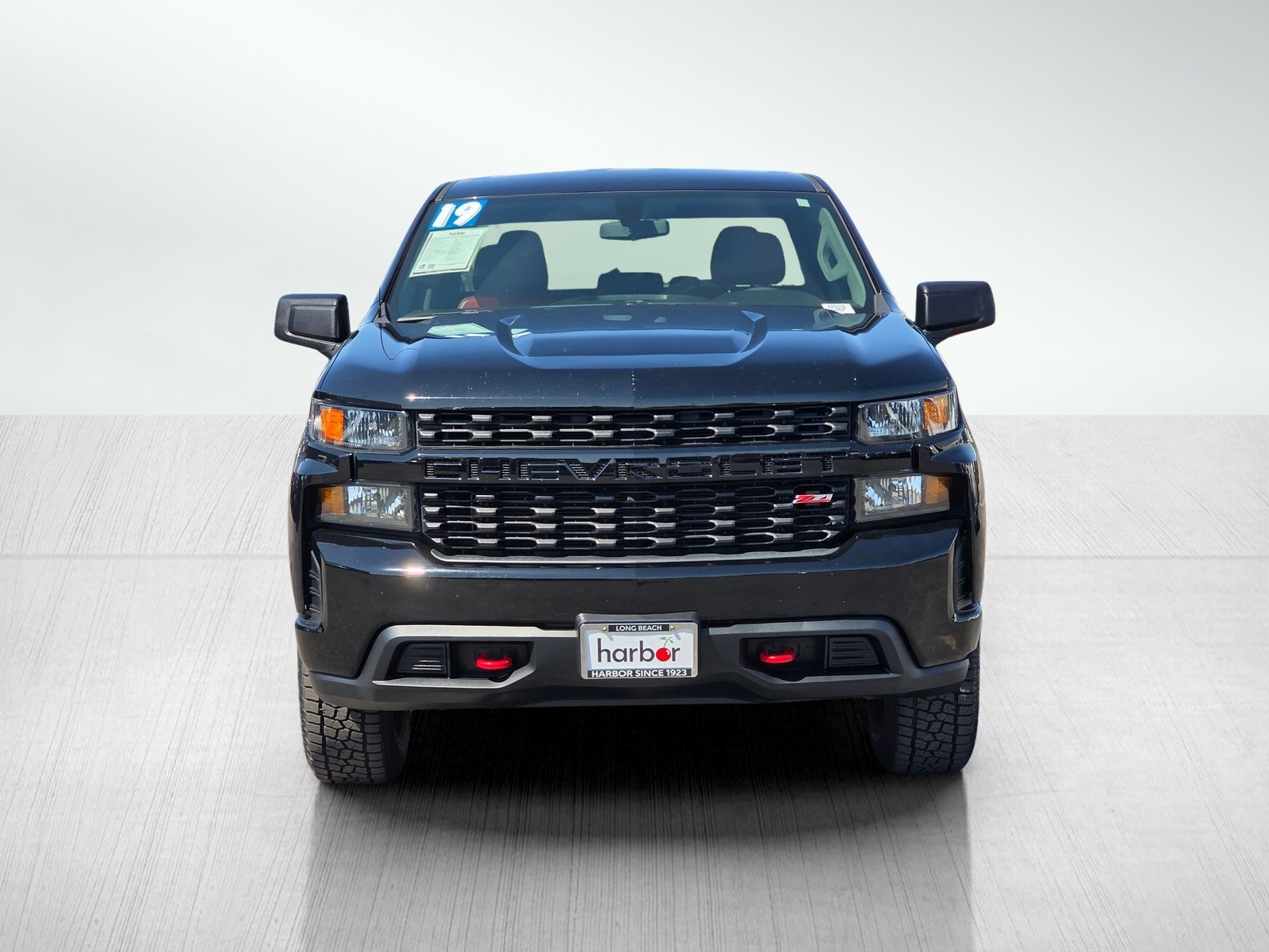 2019 Chevrolet Silverado 1500 Custom Trail Boss photo 2