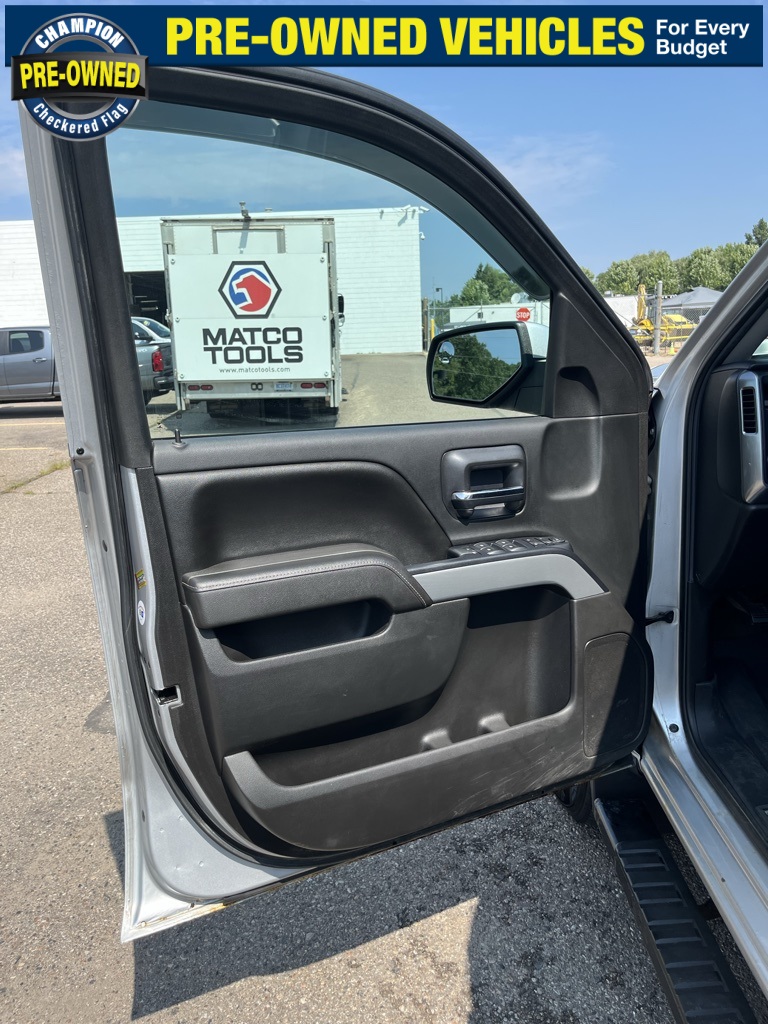 2017 Chevrolet Silverado 1500 LT2 photo 9