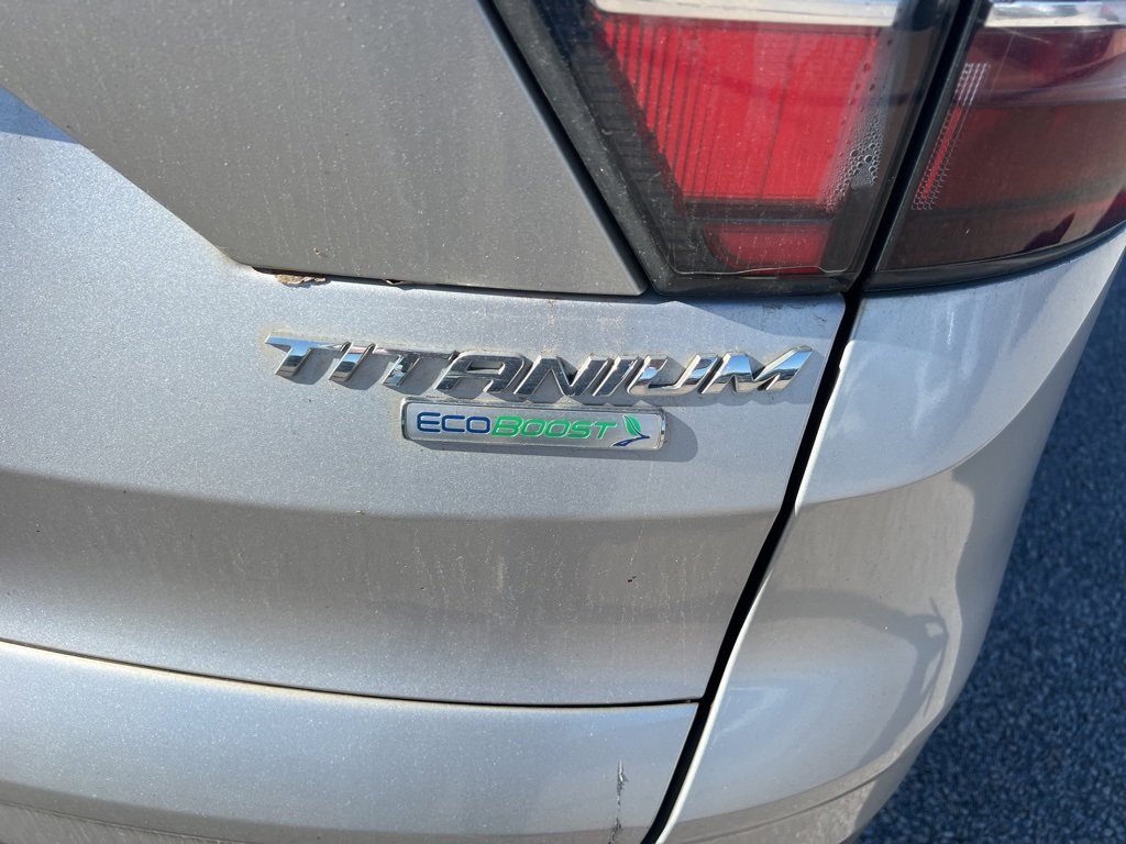 2017 Ford Escape Titanium photo 4