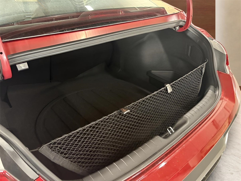 2025 Hyundai Elantra Limited photo 18