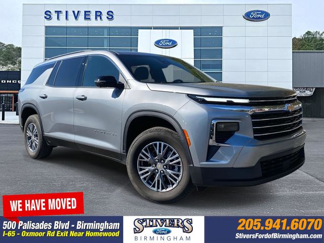 2025 Chevrolet Traverse LT's photo