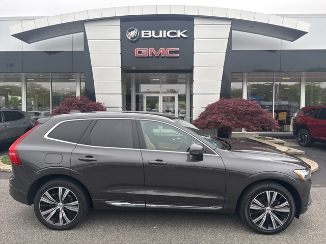 2022 Volvo XC60 B5 Inscription photo 29