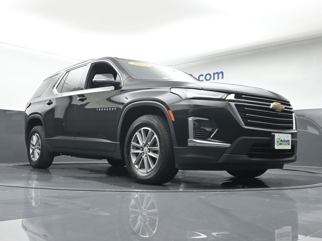 2022 Chevrolet Traverse Cloth photo 21
