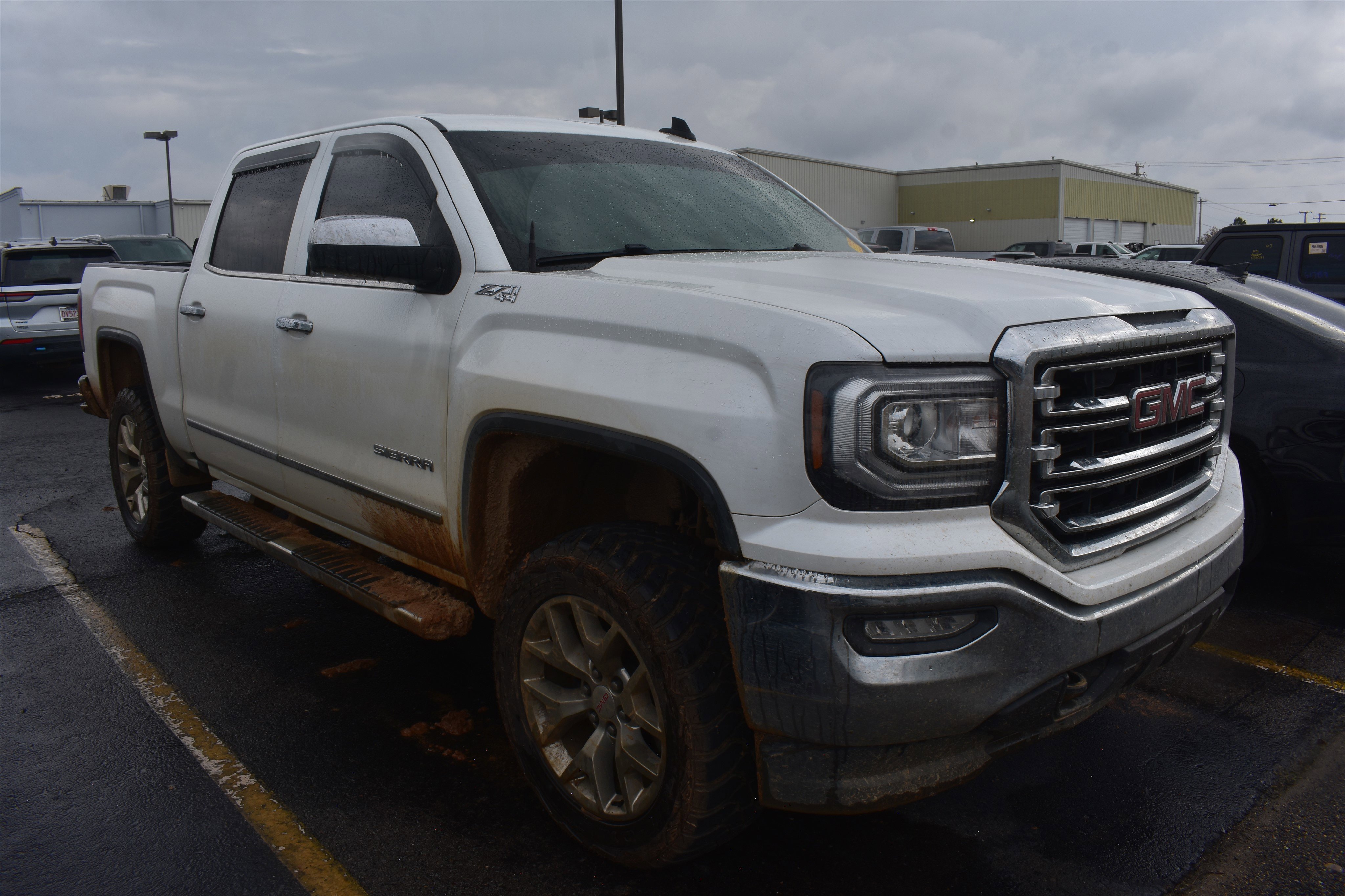Used 2018 GMC Sierra 1500 SLT with VIN 3GTU2NEJ5JG244606 for sale in Little Rock