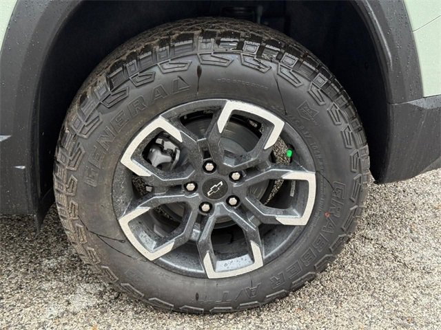 2026 Chevrolet Equinox ACTIV photo 4