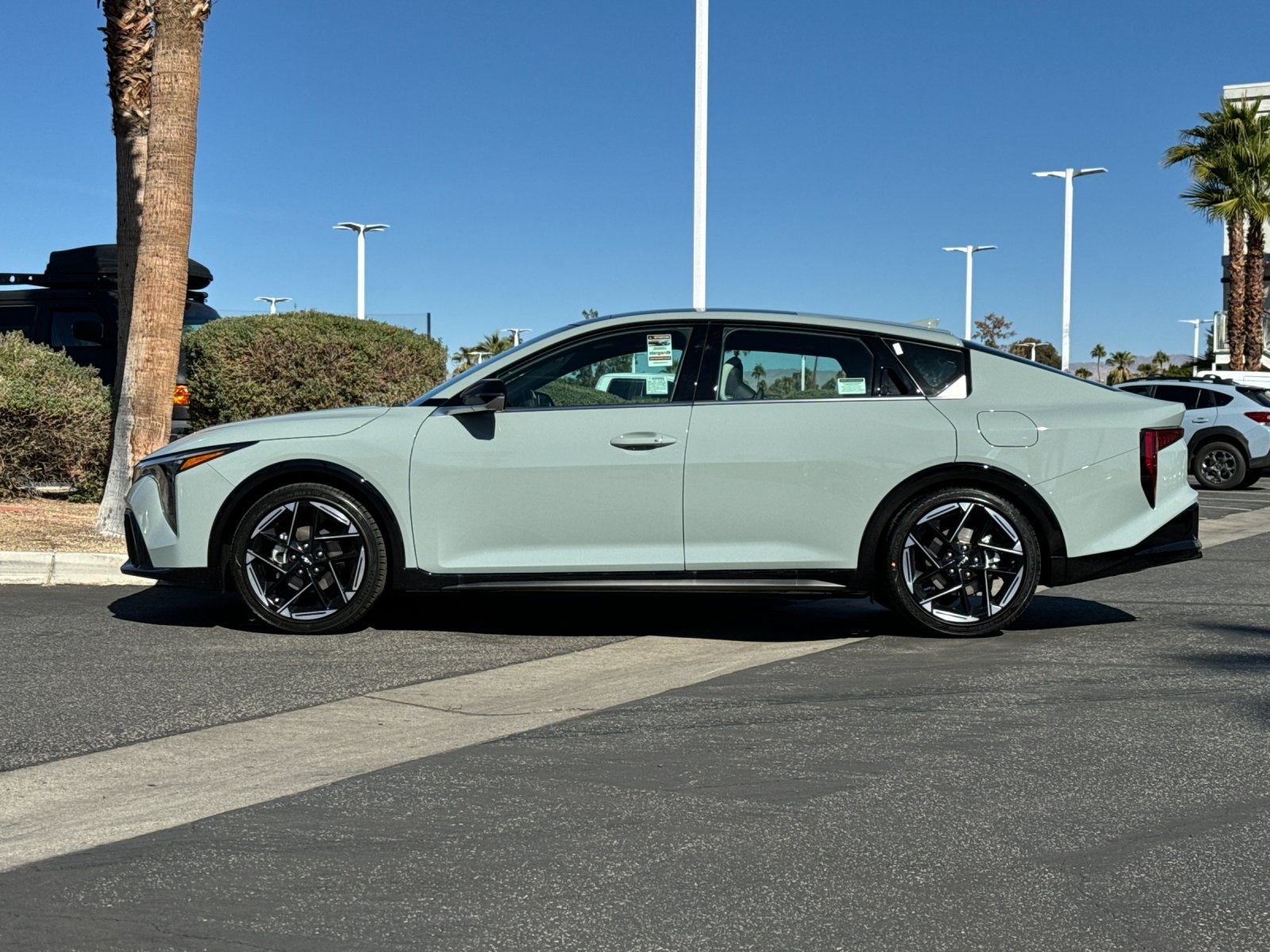 2025 Kia K4 GT-Line photo 6