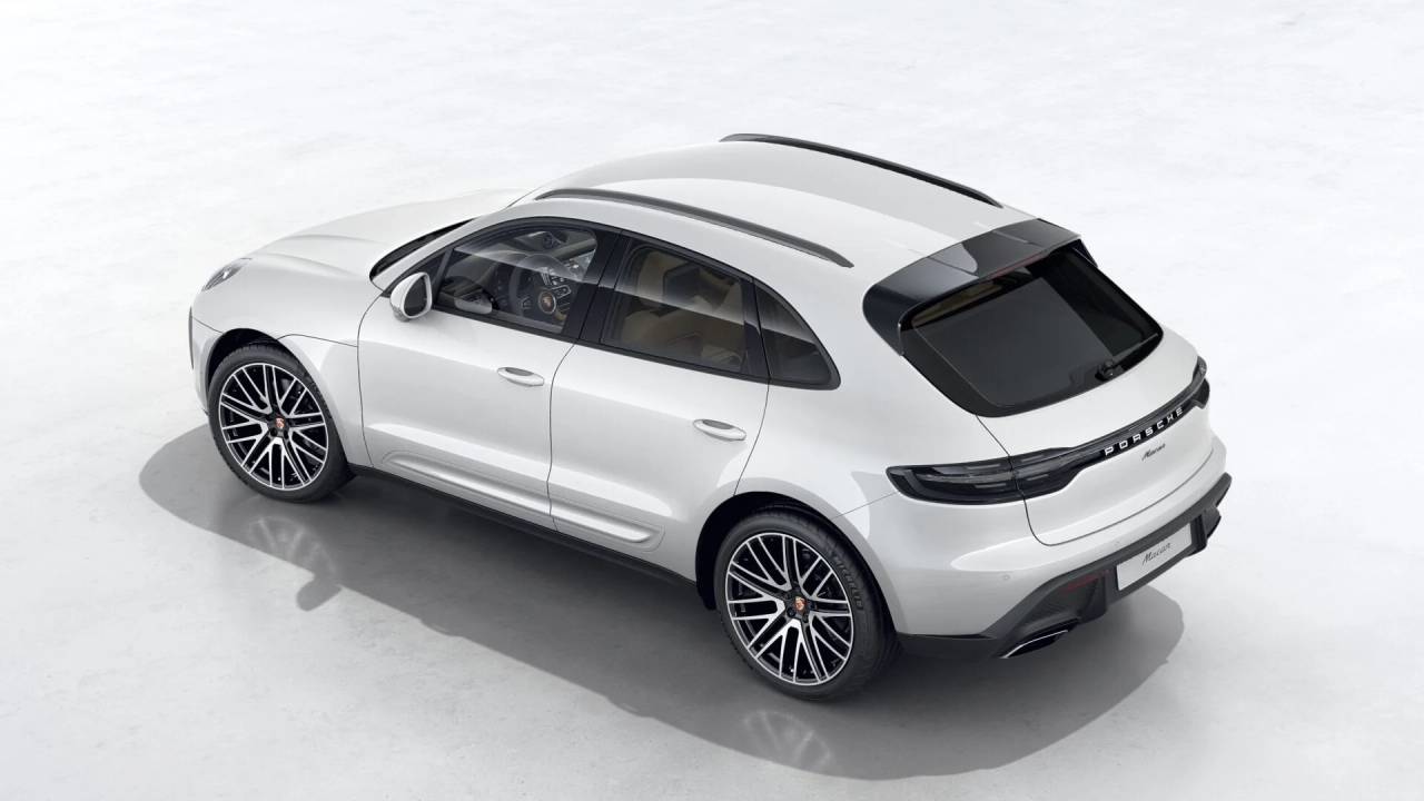 2026 Porsche Macan T photo 4