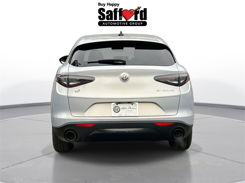 2025 Alfa Romeo Stelvio Sprint Base photo 9