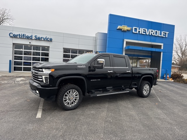 2023 Chevrolet Silverado 2500HD High Country photo 3