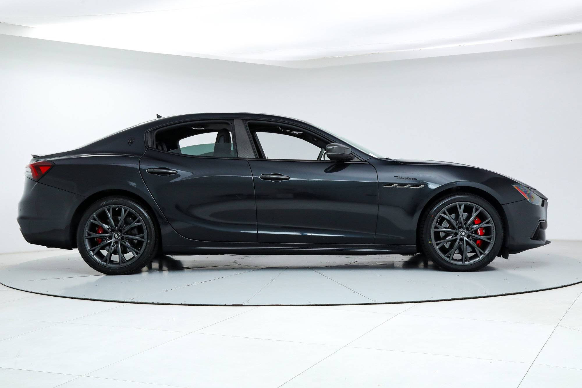 2022 Maserati Ghibli Modena Q4 photo 6