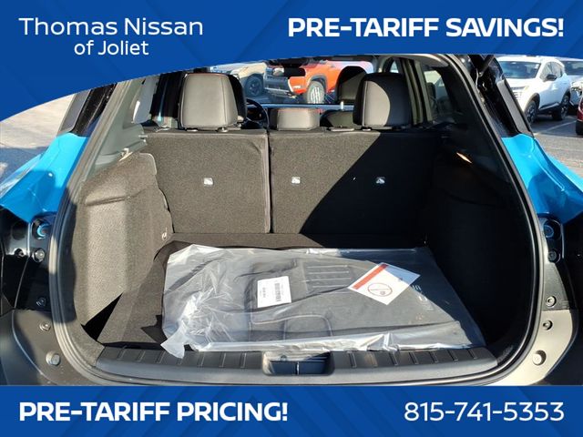 2026 Nissan Kicks SR photo 10