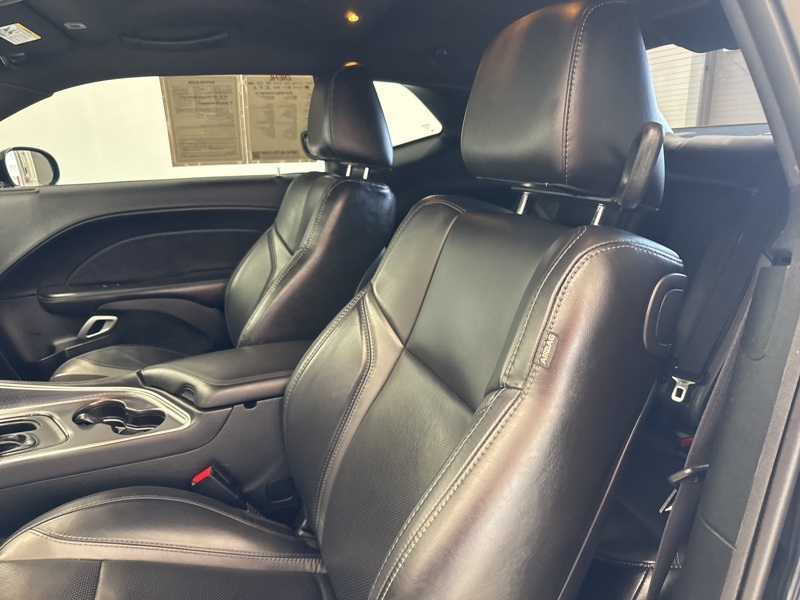 2018 Dodge Challenger GT photo 15