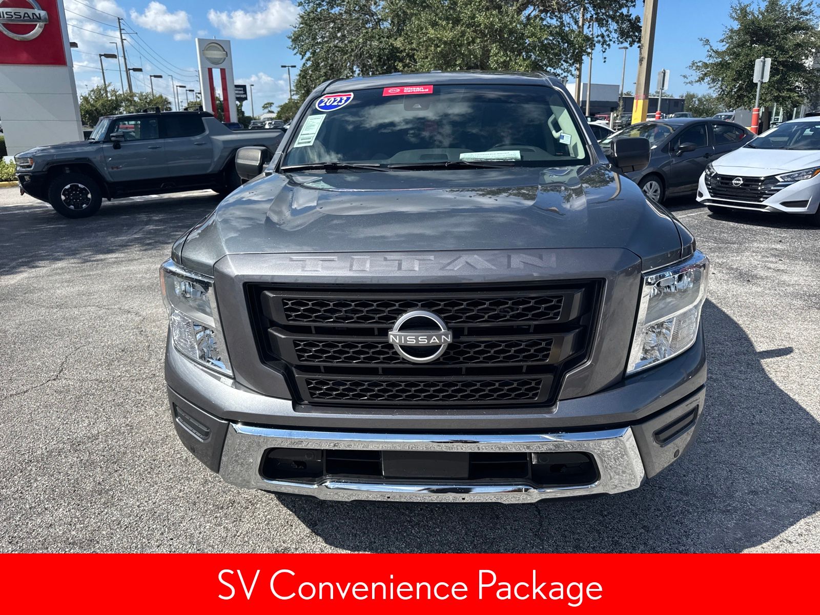 2023 Nissan Titan SV photo 2