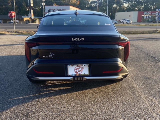 2025 Kia K4 LXS photo 3