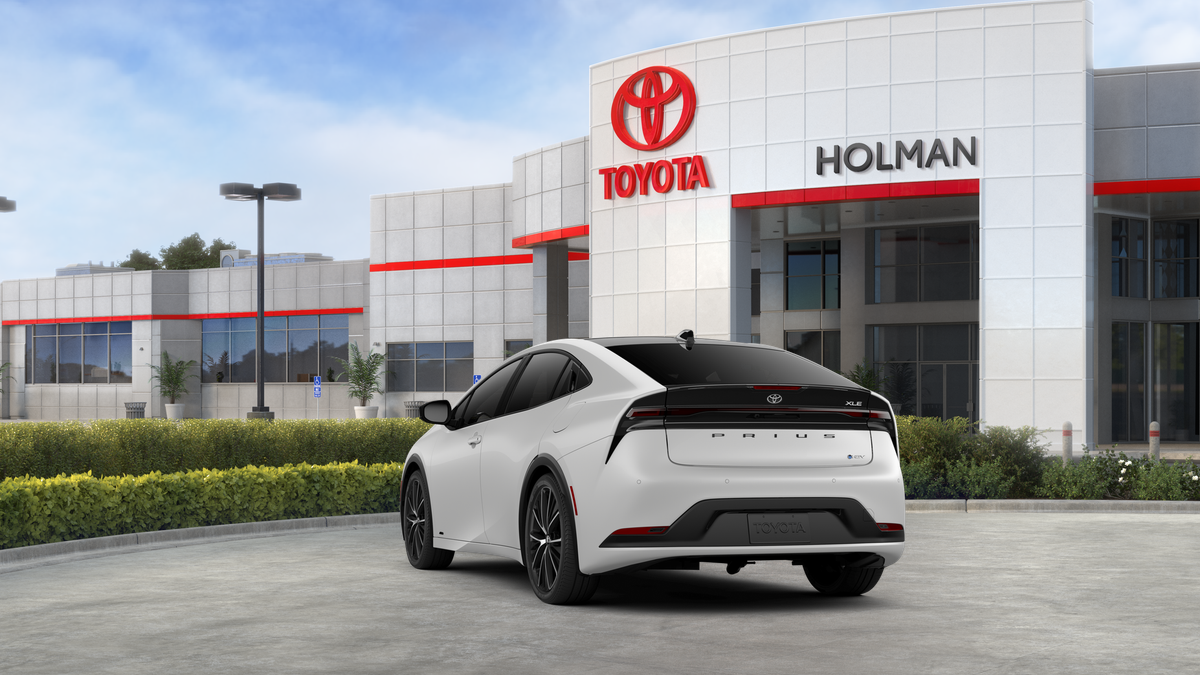 2026 Toyota Prius XLE photo 7