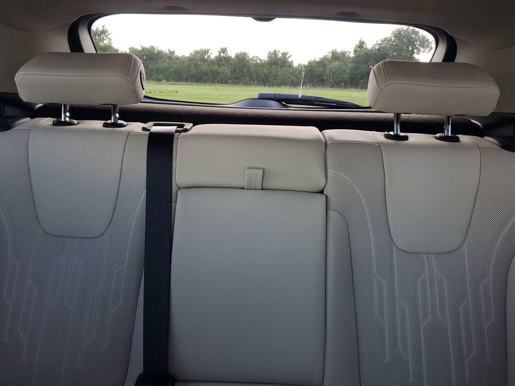 2026 Buick Encore GX Avenir photo 12