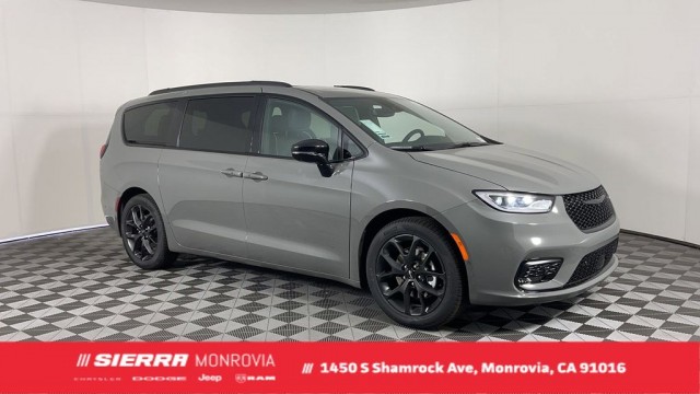 2025 Chrysler Pacifica Limited