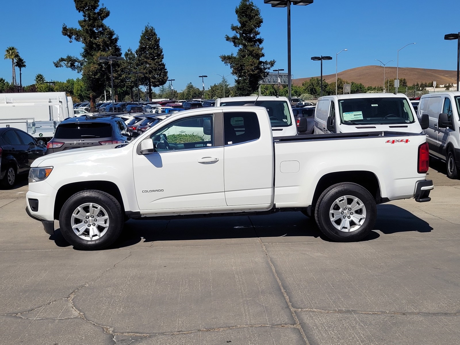 2020 Chevrolet Colorado LT photo 5