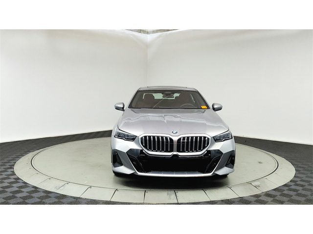 2026 Bmw 530i 530i xDrive photo 2