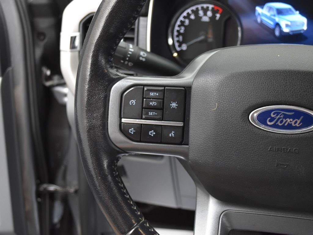 2021 Ford F-150 XLT photo 13