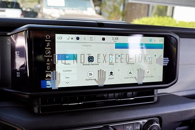 New 2025 Black Clear-Coat Exterior Paint Jeep Sport S image 30