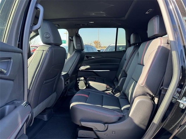 2026 Chevrolet Traverse RS photo 4