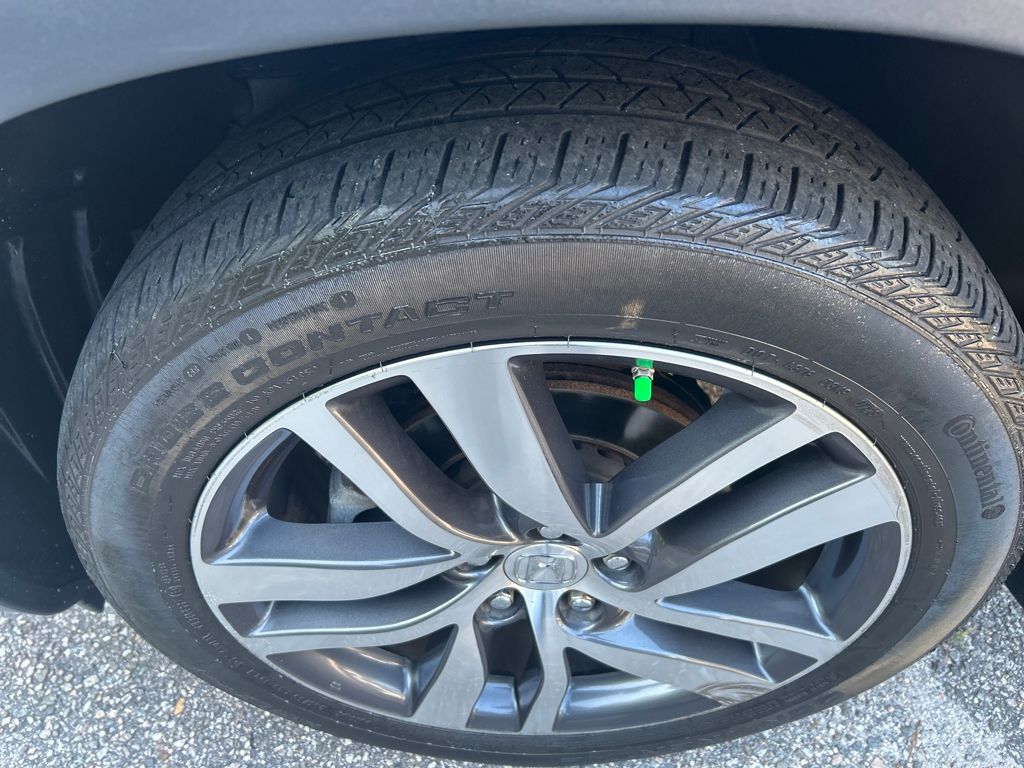 2017 Honda Pilot Touring photo 9