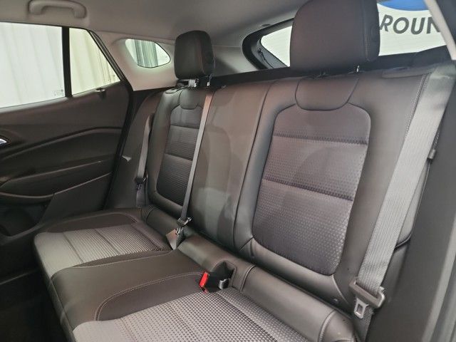 2024 Chevrolet Trax LT photo 30
