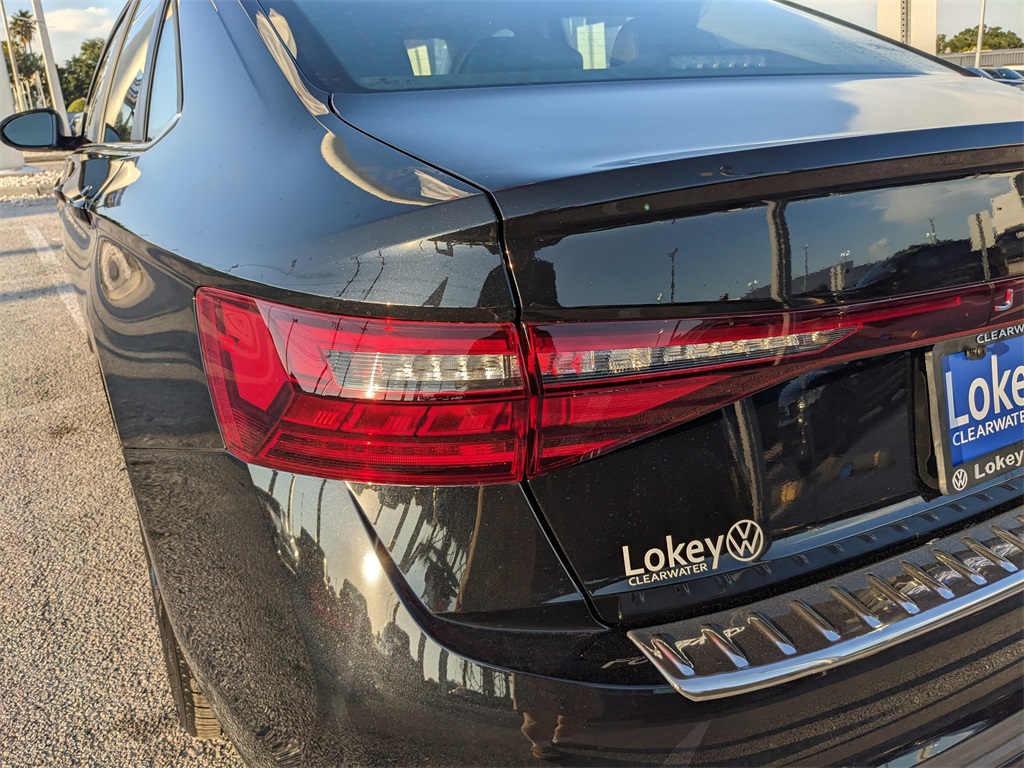 2025 Volkswagen Jetta 1.5T SE photo 11
