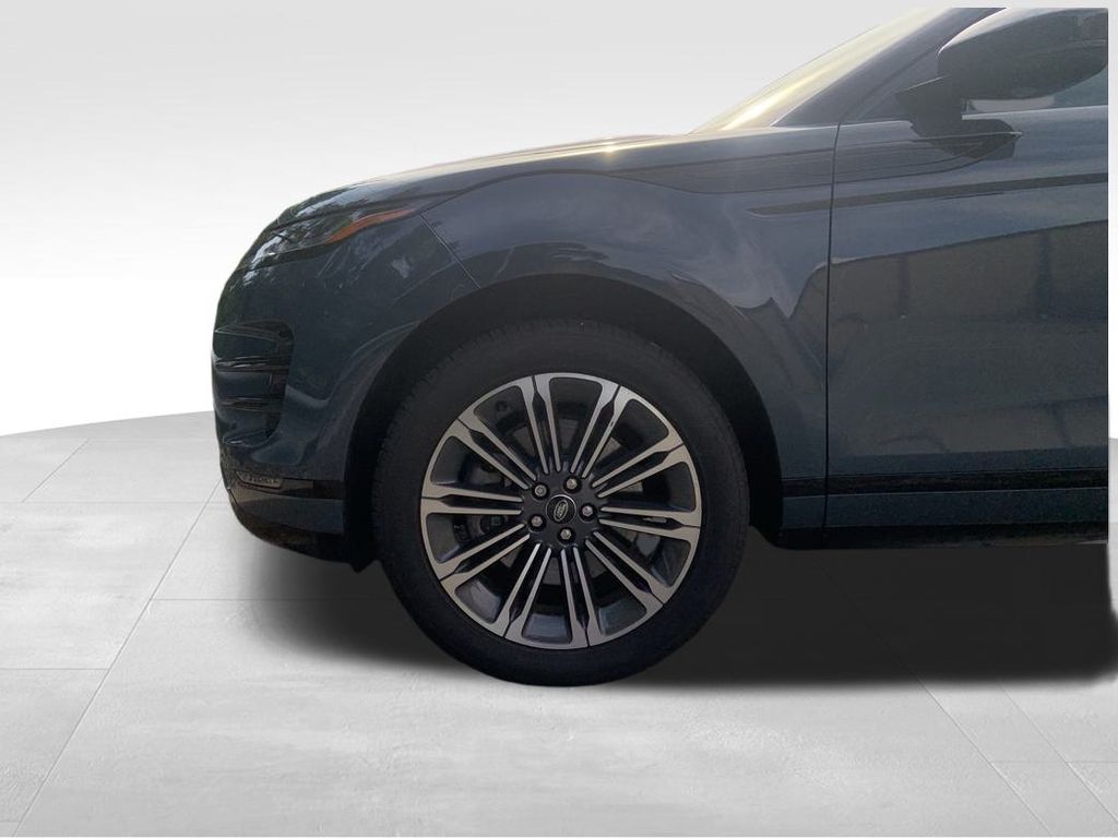 2025 Land Rover Range Rover Evoque Dynamic SE photo 11