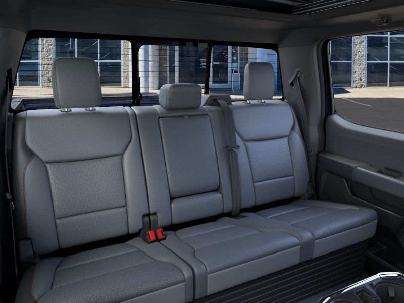 2025 Ford F-150 Lightning Lariat photo 11
