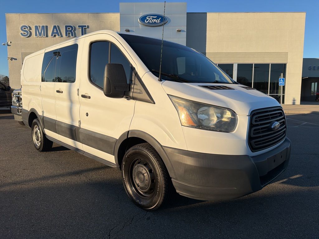 2015 Ford Transit Base