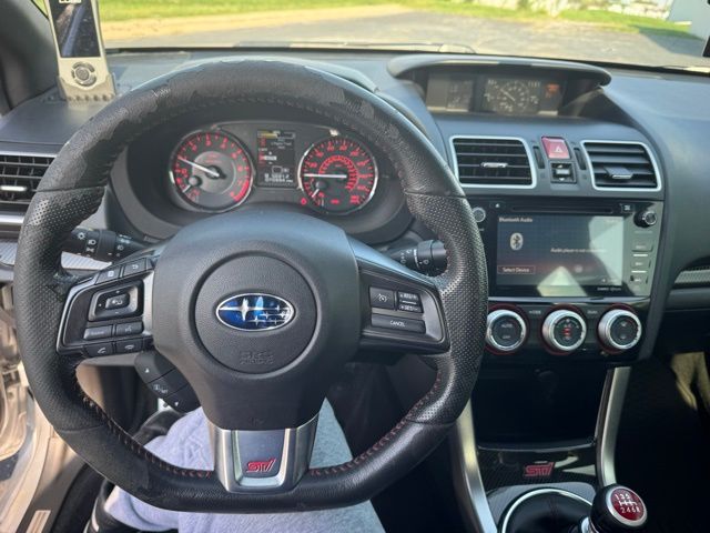 2016 Subaru WRX STI photo 19