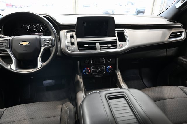 2023 Chevrolet Suburban LS photo 13