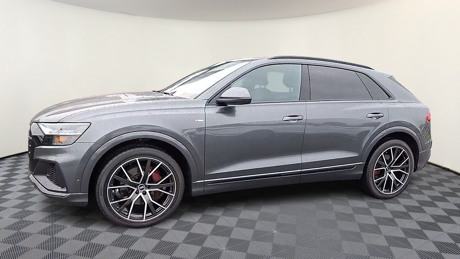 2021 Audi Q8 Prestige 55 photo 4