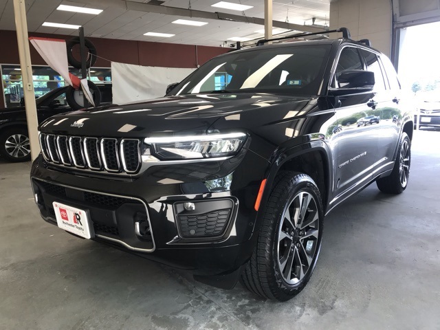 2022 Jeep Grand Cherokee Overland photo 8