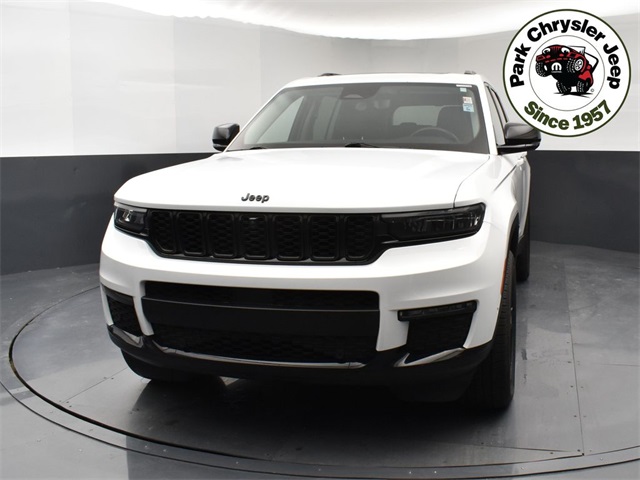 Used 2022 Jeep Grand Cherokee L Limited with VIN 1C4RJKBG7N8563856 for sale in Burnsville, Minnesota