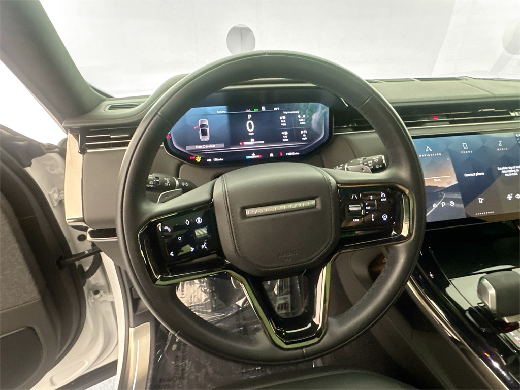 2025 Land Rover Range Rover Sport P530 Autobiography photo 8