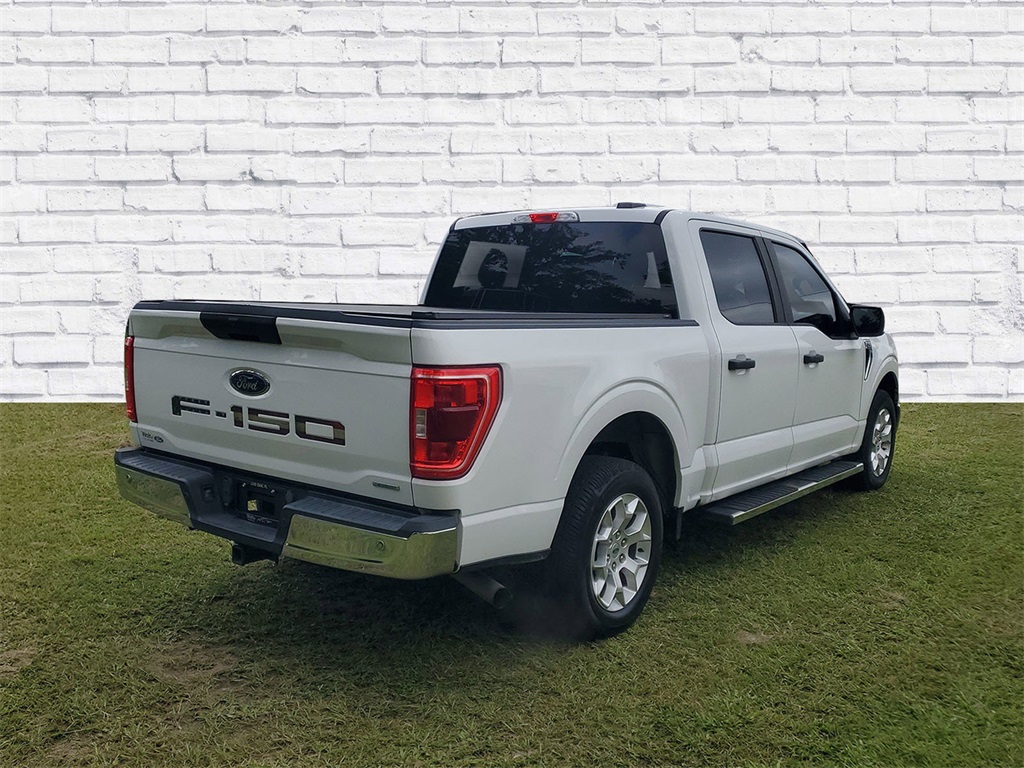 2021 Ford F-150 XLT photo 2
