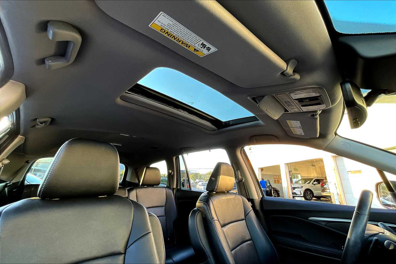 2022 Honda Pilot Special Edition photo 12