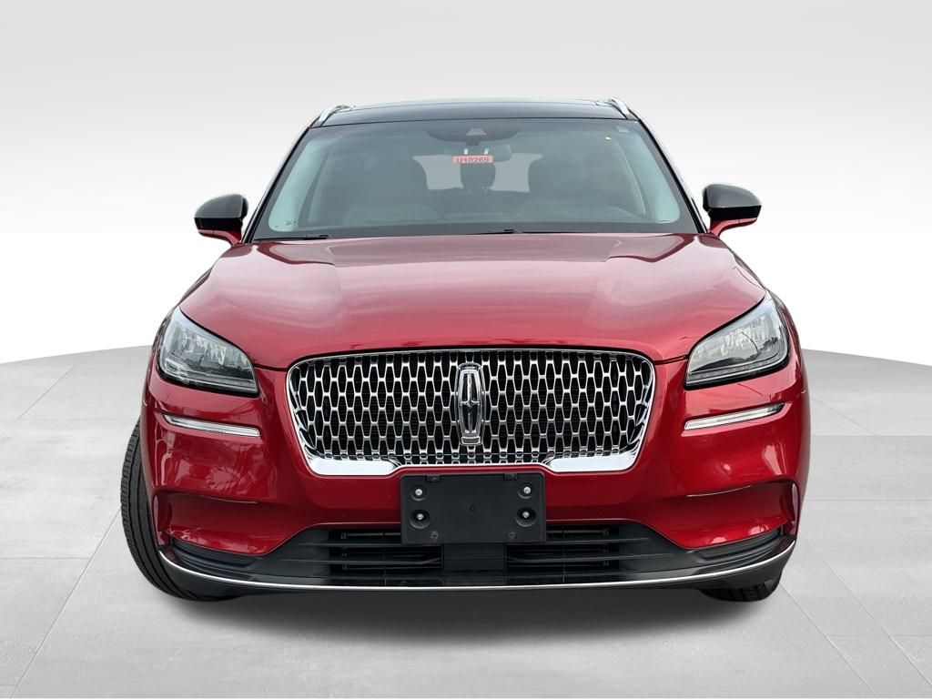 2021 Lincoln Corsair Standard photo 2